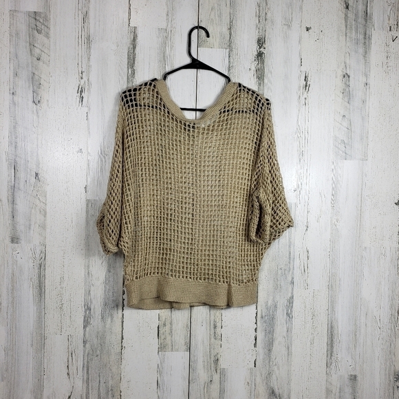 Dots tan knit oversized cover up top size small - Picture 4 of 9